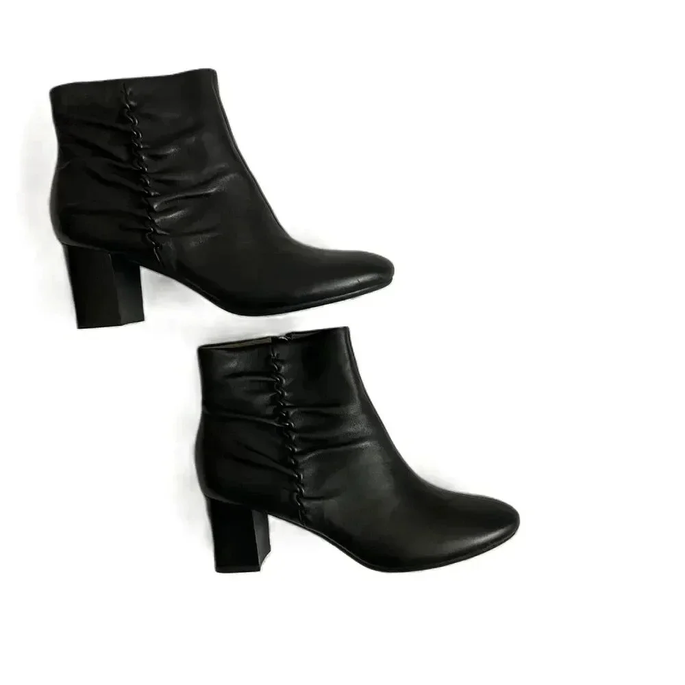 Bettye Muller New Deena Black Soft Leather Heel Ankle Booties Sz 7.5‎ No Box